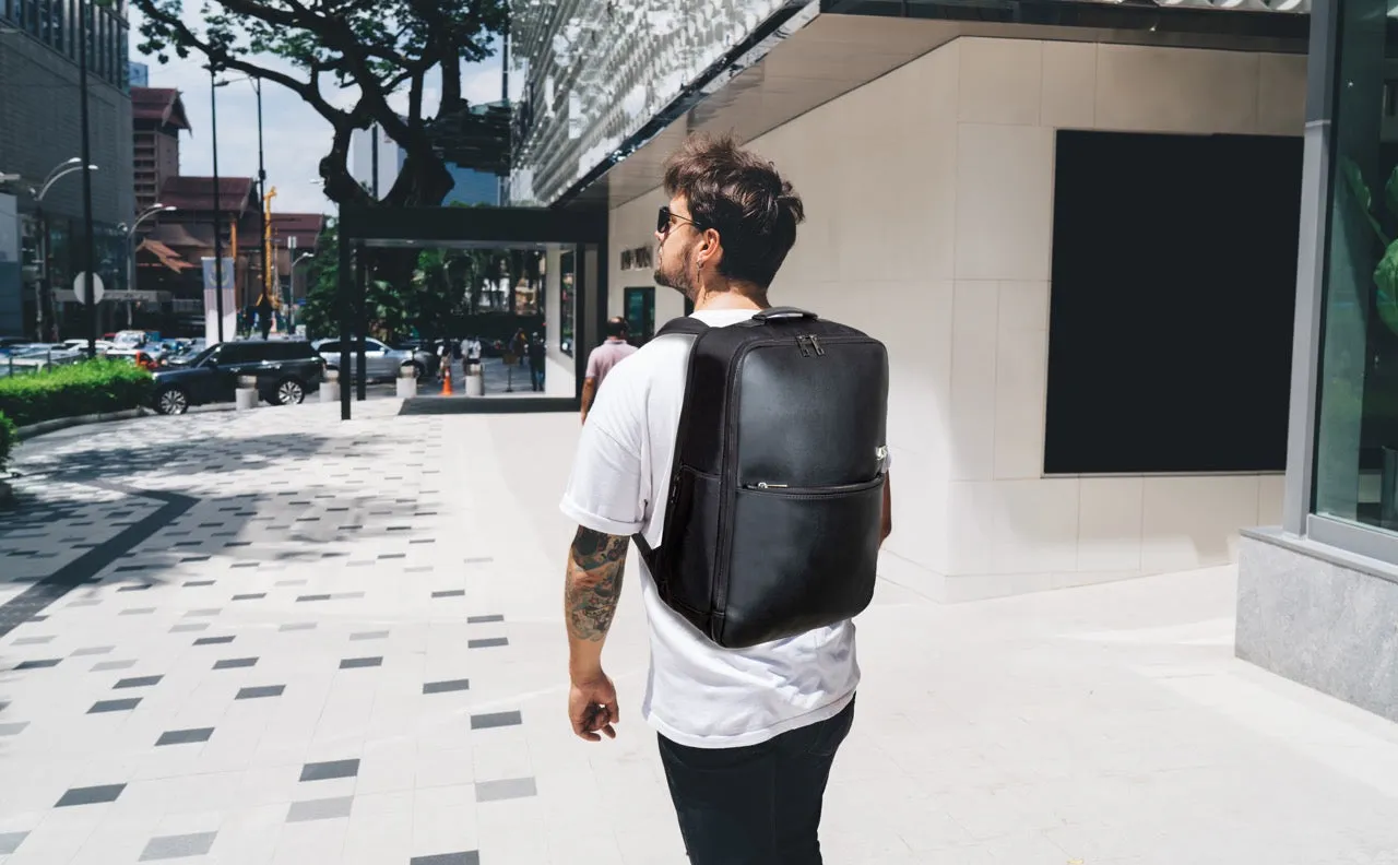 ATOM NEW YORK VOYAGE BACKPACK - Charcoal Black