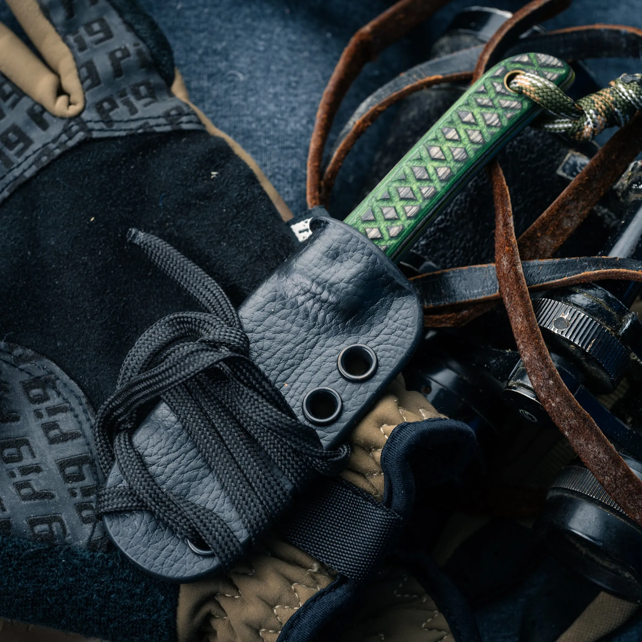 David Mary Sheepsfoot Neck Knife