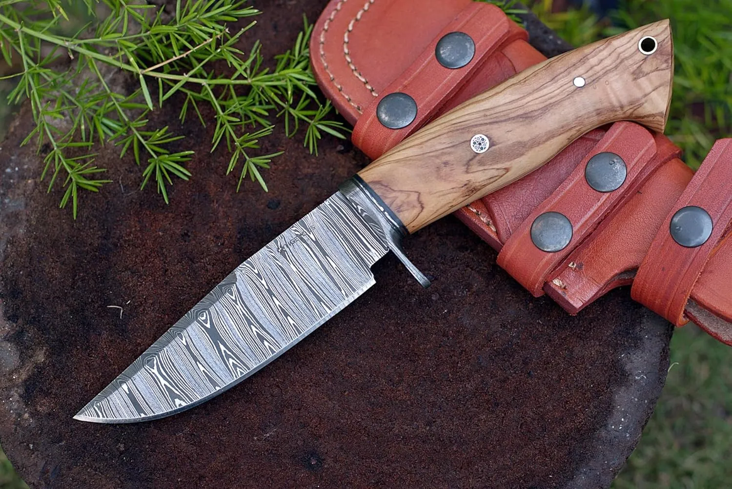 Handmade Damascus Hunting Knife with Scout Horizontal Carry Leather Sheath Fixed Blade Full Tang for Camping, Hiking, Skinning,Survival (Deer Hunter) (OLIVE WOOD)