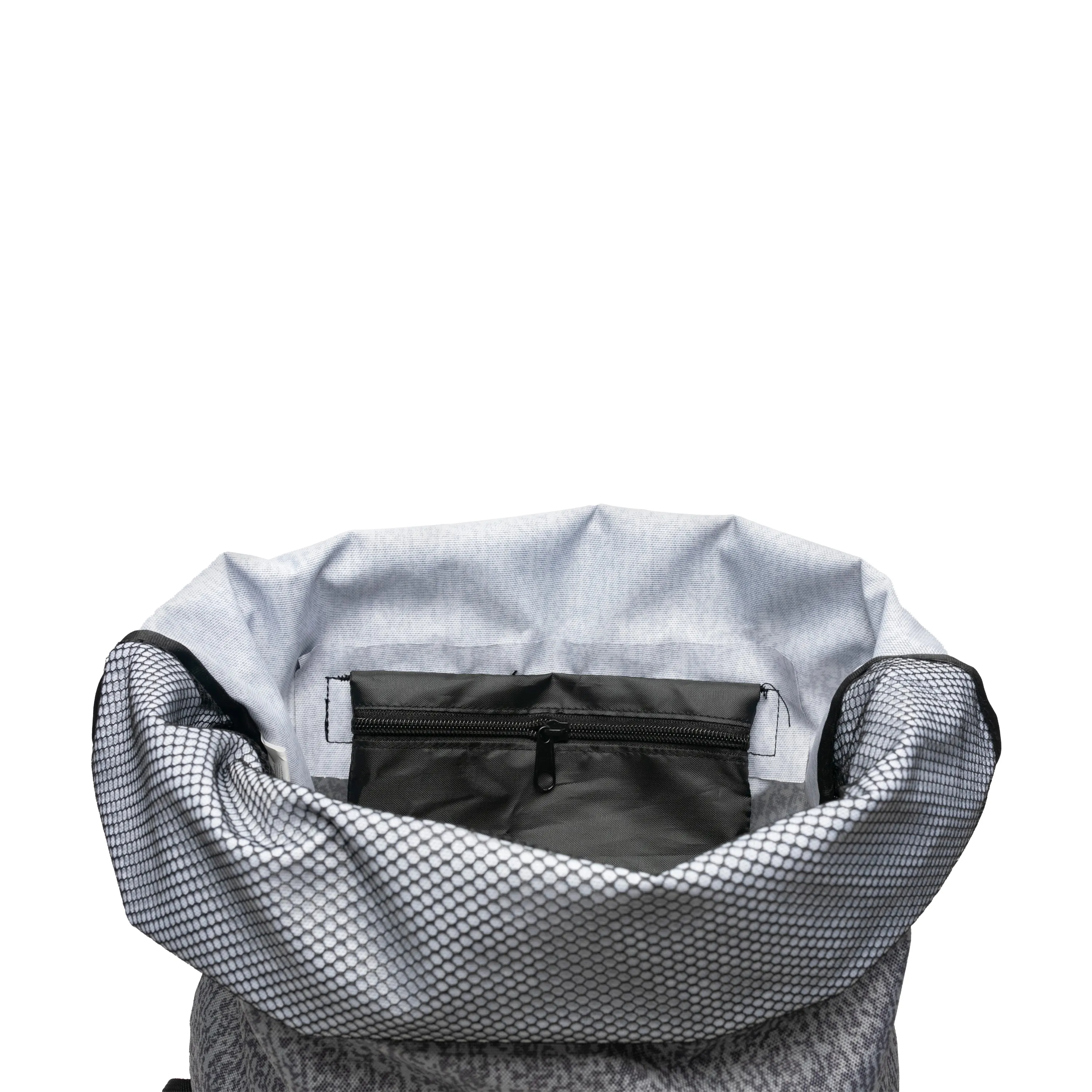 HYBRID LIGHTWEIGHT BACKPACK by geckobrands