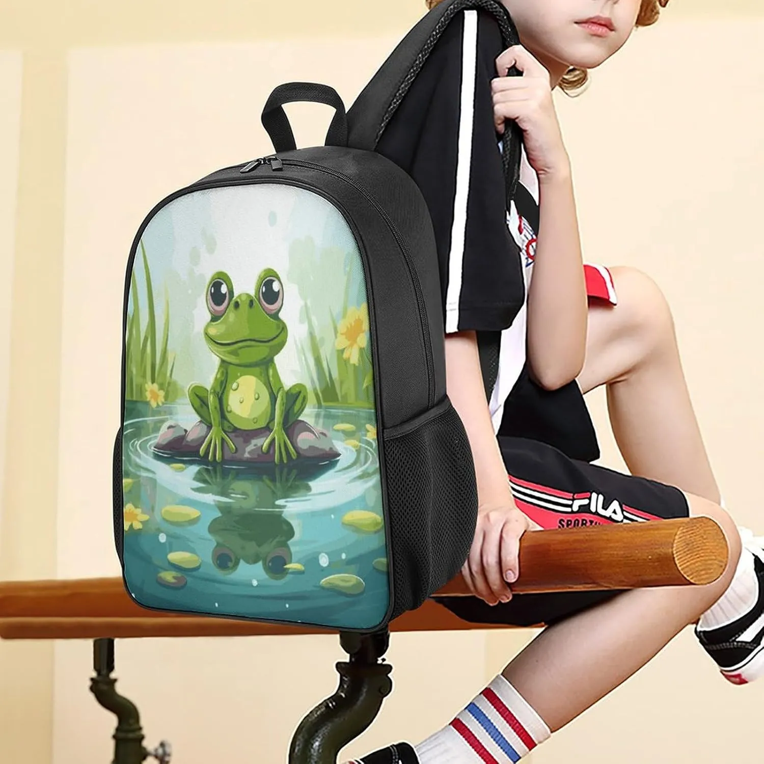 Lightweight Backpacks Cute Travel Bag Durable Frog in A Pond Printing Small Travel Backpack For Women & Men