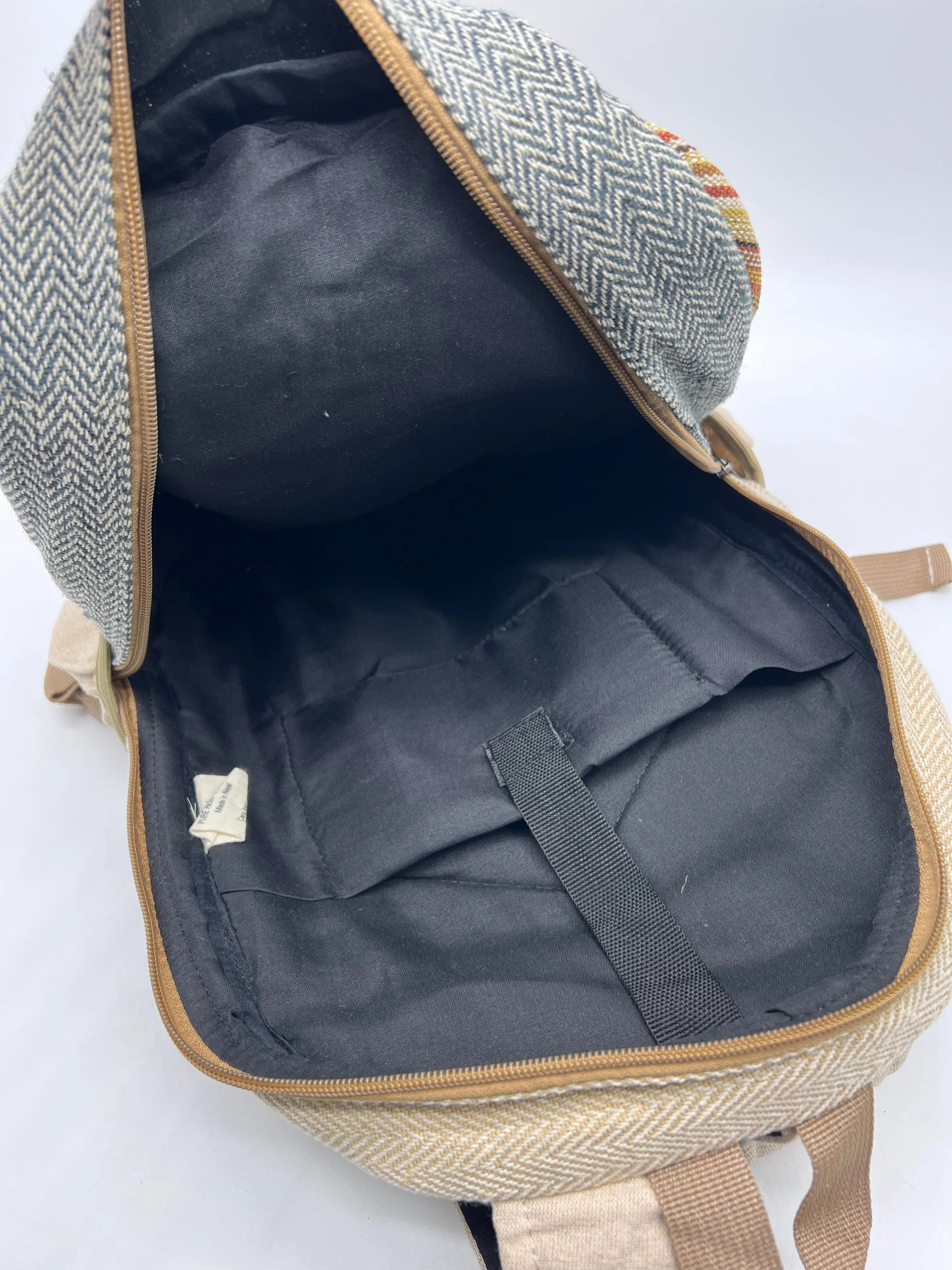Lightweight Gheri Hemp Blend Day Backpack
