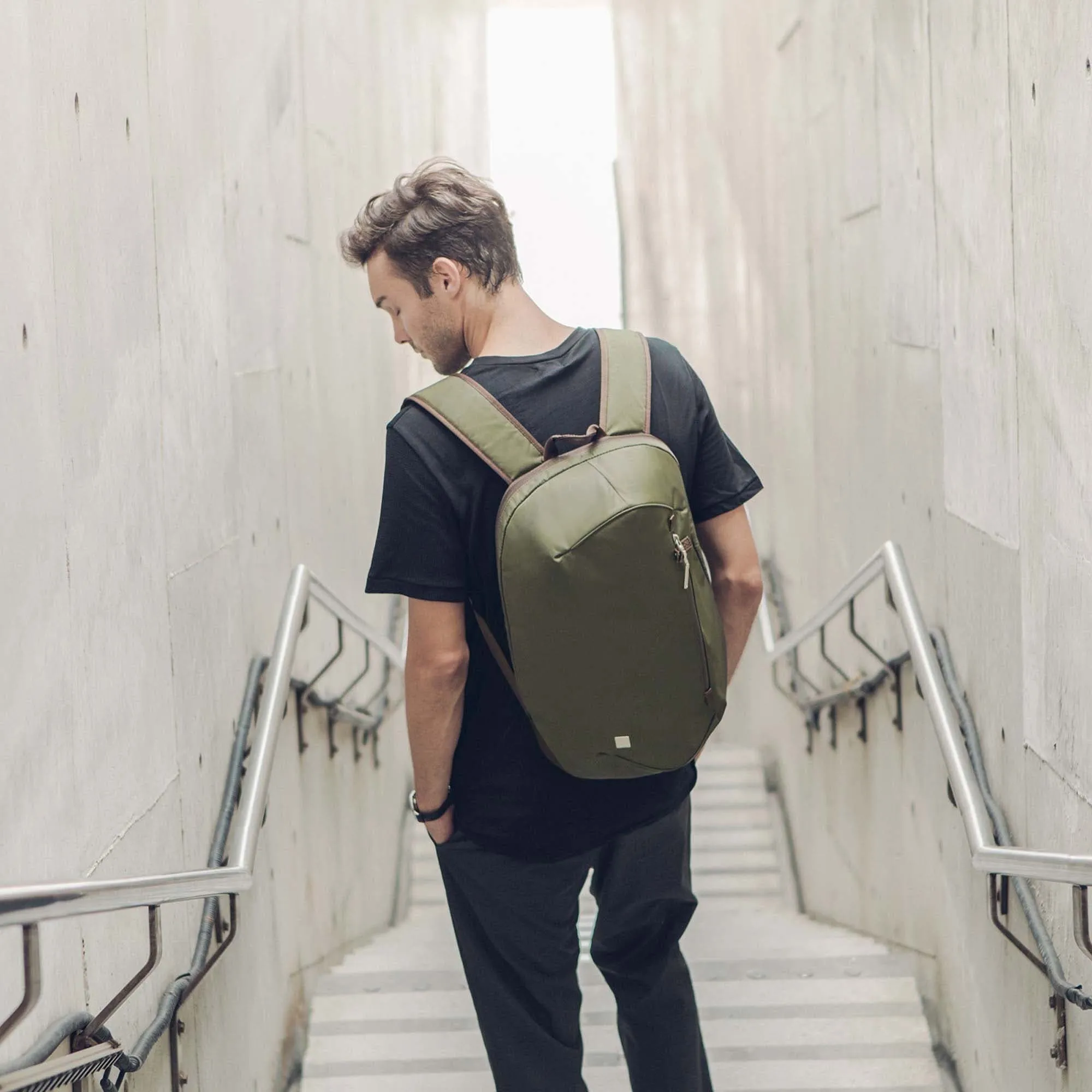 Moshi Hexa Lightweight Backpack