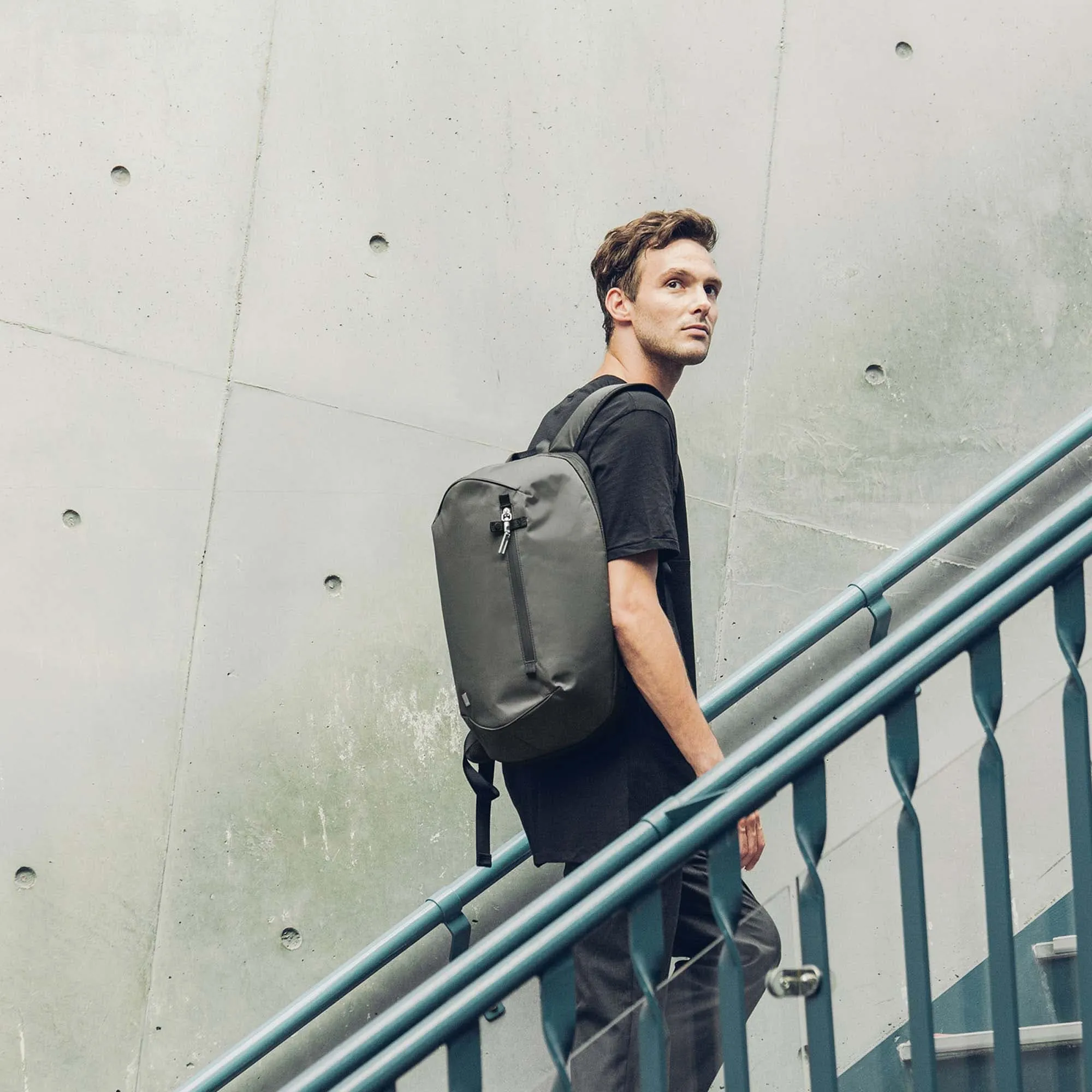 Moshi Hexa Lightweight Backpack