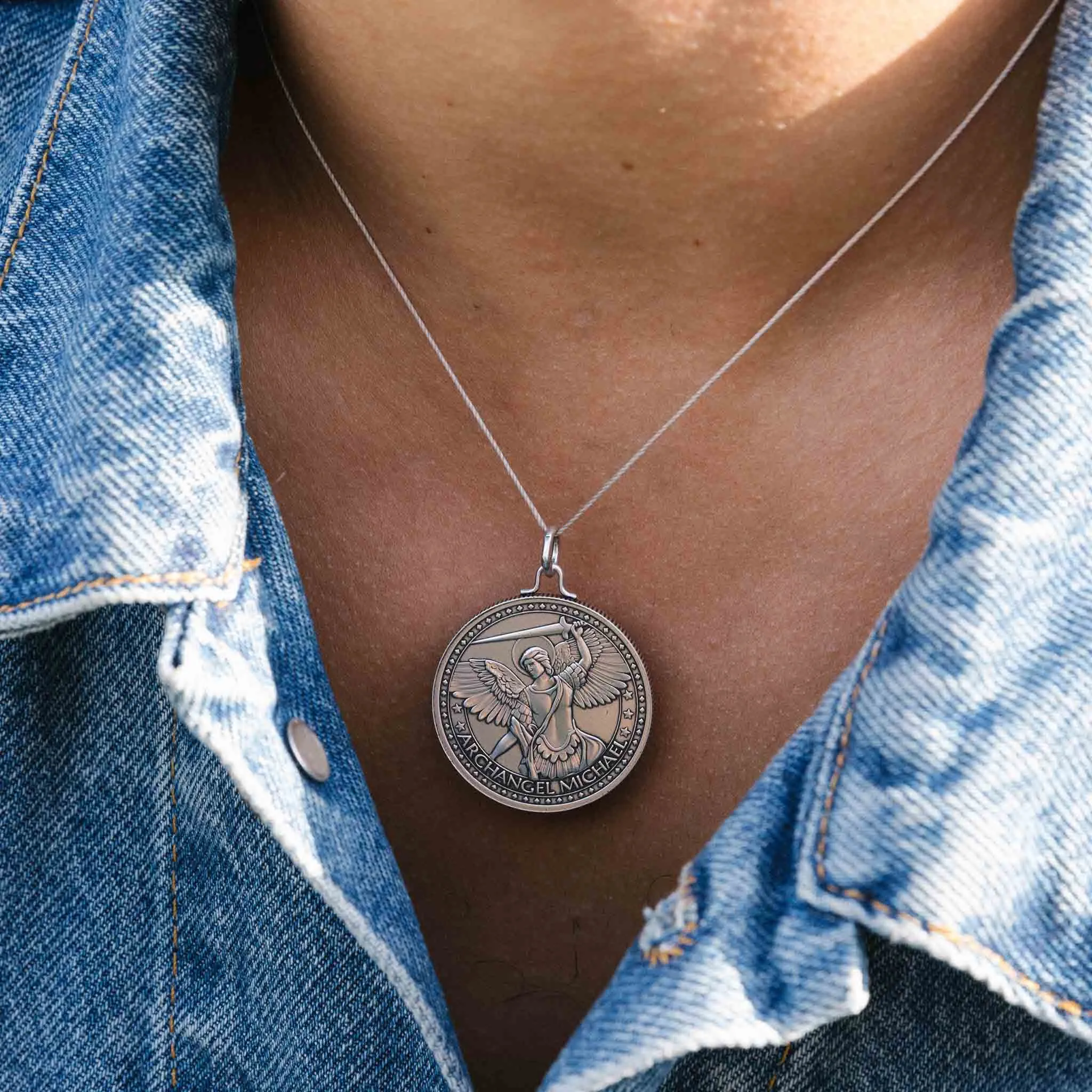 Mother Mary   Archangel Michael Protection Chain Necklace