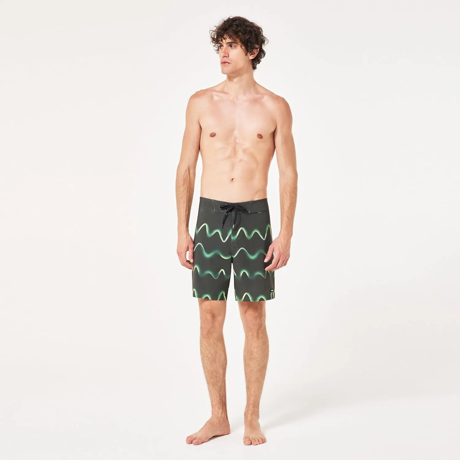 Oakley Men's Swell Line Recycled 18" Boardshort