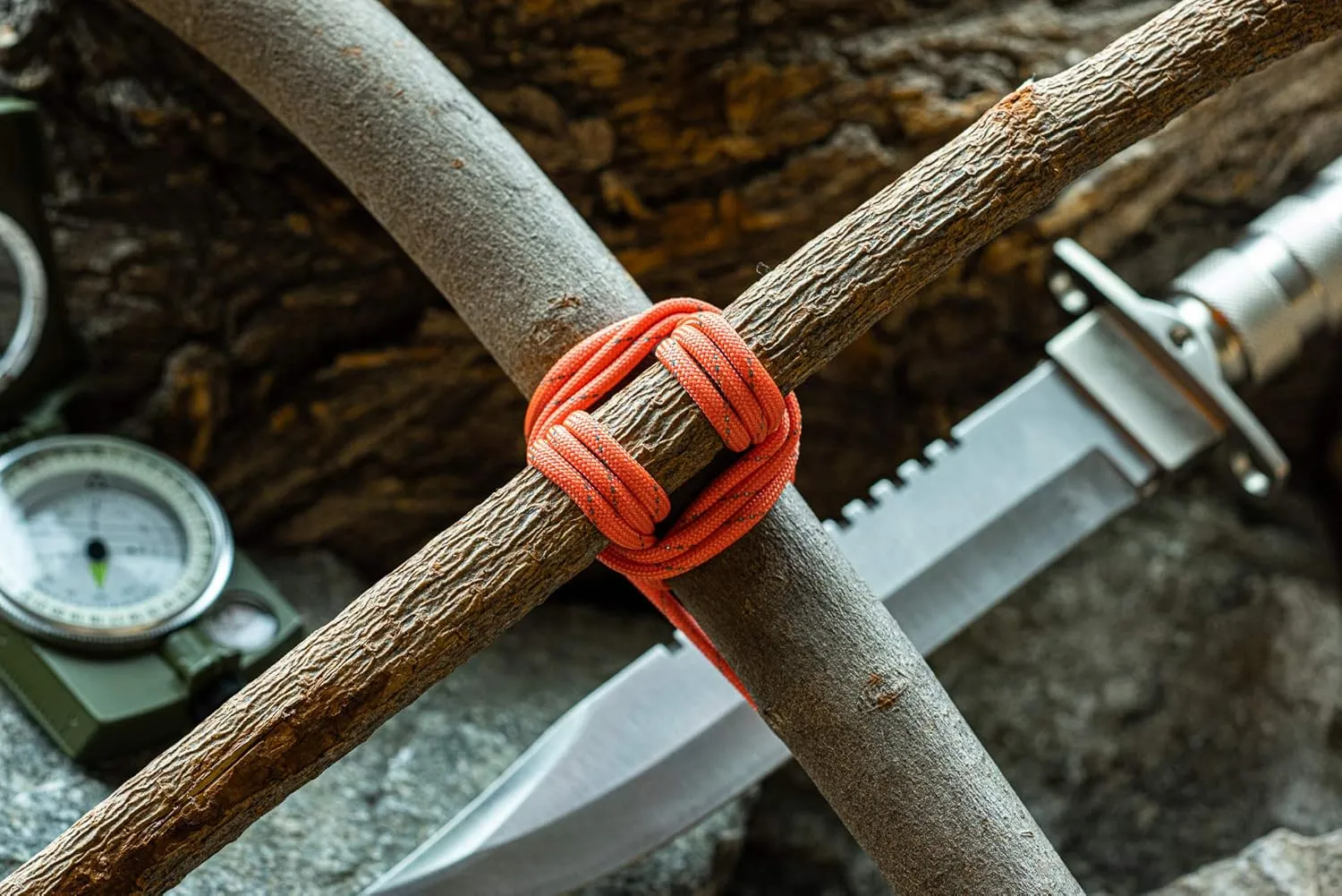 SE Survivor Series Orange 7-Strand 550 Paracord with Reflective Tracer, 500' - PC503OR55