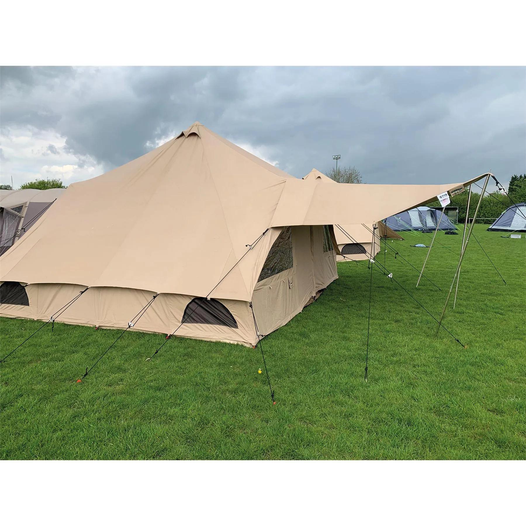 Signature Large Tarp (400 x 240 cm.) A5005