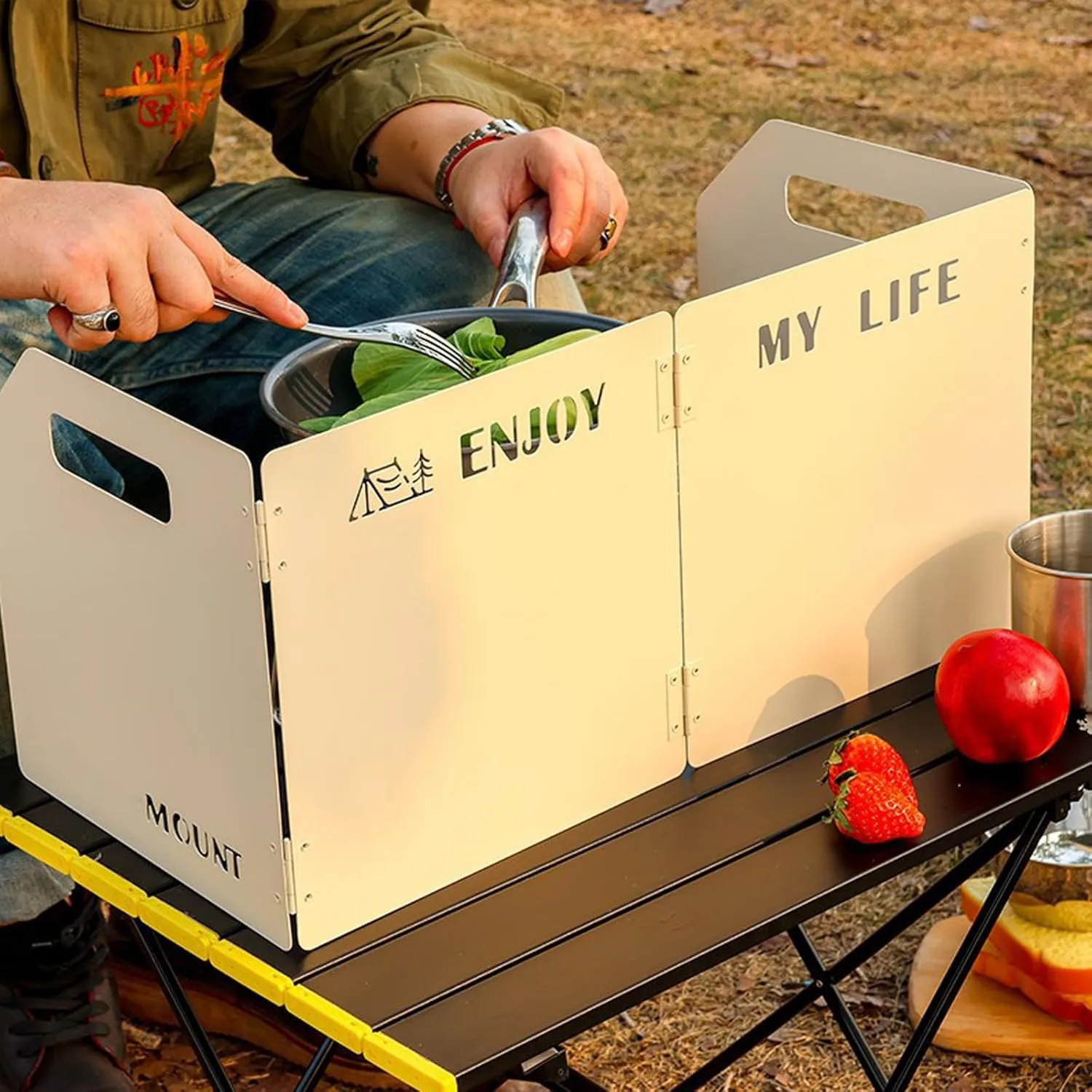 Stove Windscreen - Folding Camping Stove Windshield 4 Plates Stainless Steel Stove Windscreen for Outdoor, Picnic, Backpacking and Cooking Beige