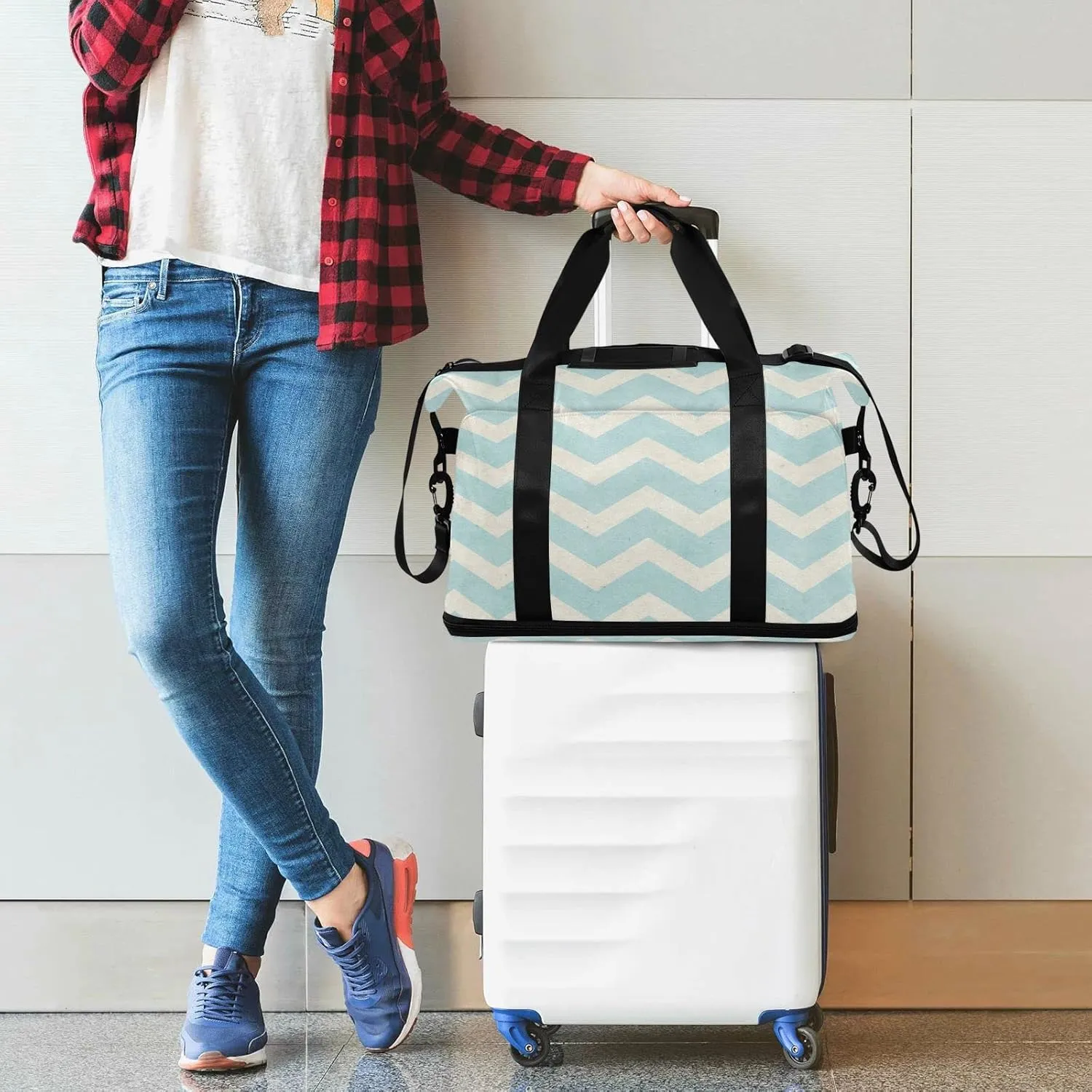 Turquoise Grey Chevron in Retro Vintage Style Foldable Travel Bag, Camping Luggage bag, Portable Gym Bag, Sports Bag, Toiletry Bag with Handles Adjustable Shoulder Strap