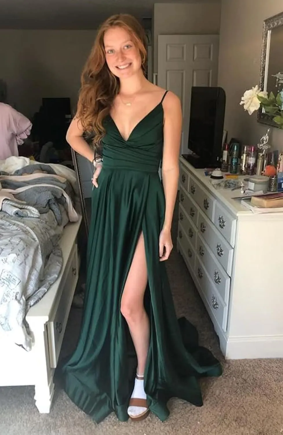 Tvuyet Elegant Long Prom Dress with Slit Pleated 2025 Satin Bridesmaid Dresses A Line Spaghetti Straps Evening Gowns