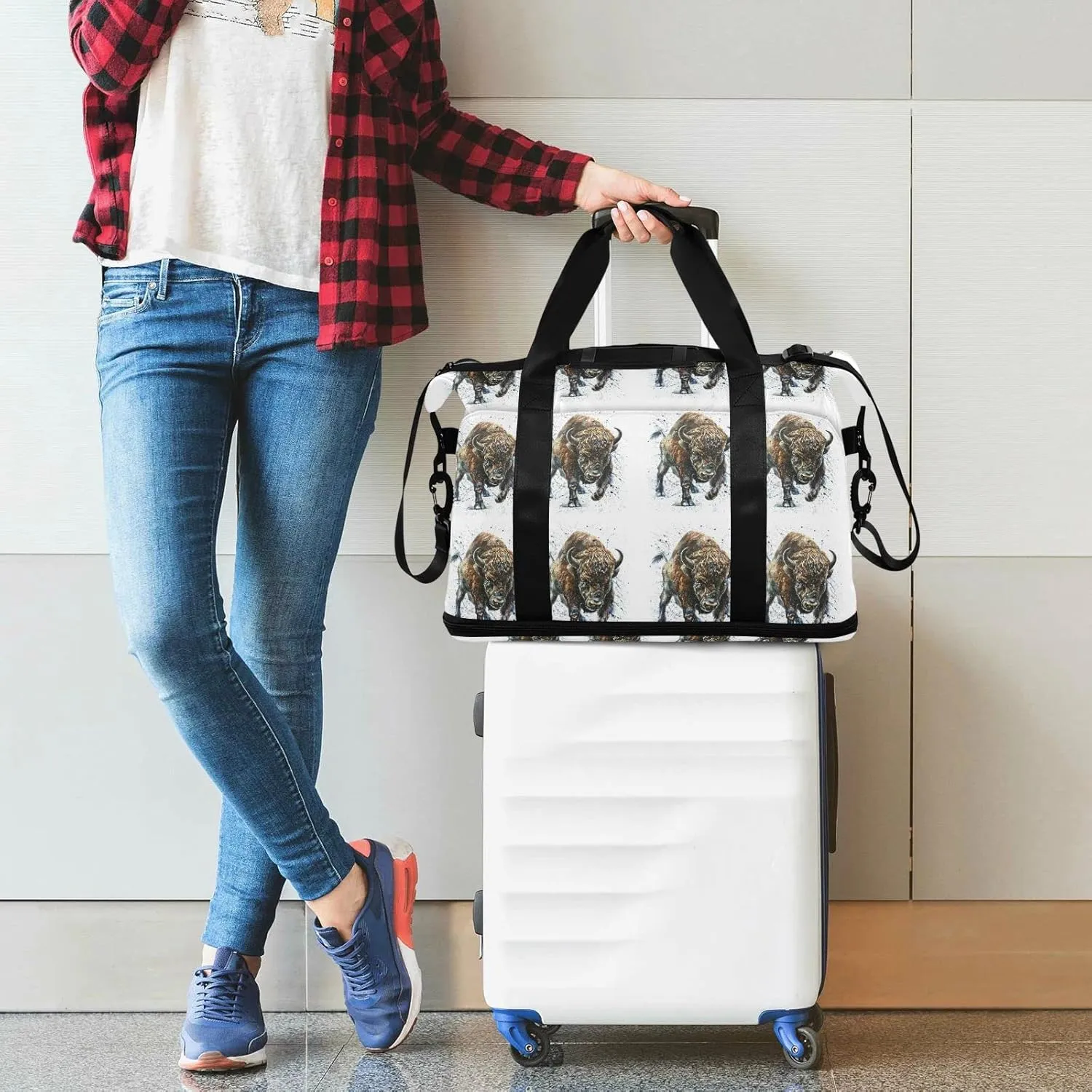 Watercolor Angry Buffalo, Bison, Bull, Wild Animal Paint on White Foldable Travel Bag, Camping Luggage bag, Portable Gym Bag, Sports Bag, Toiletry Bag with Handles Adjustable Shoulder Strap